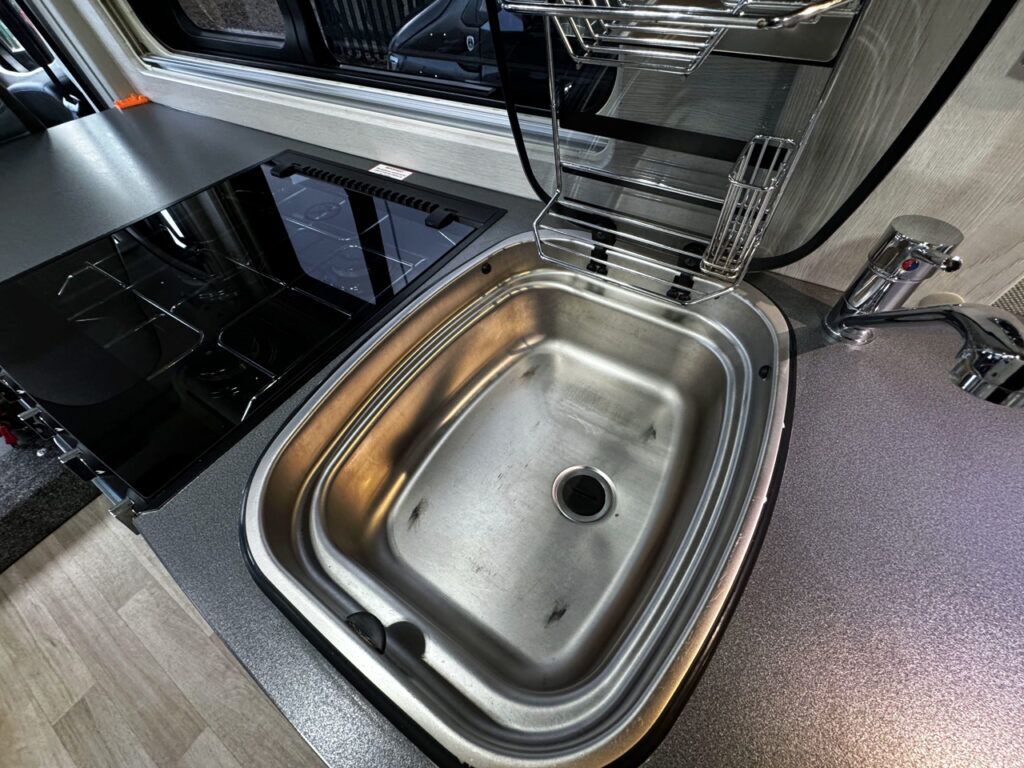 Auto-Sleepers Warwick Duo