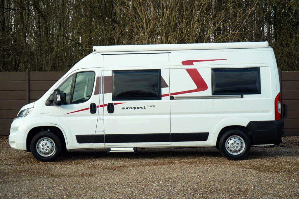 Elddis Autoquest CV20