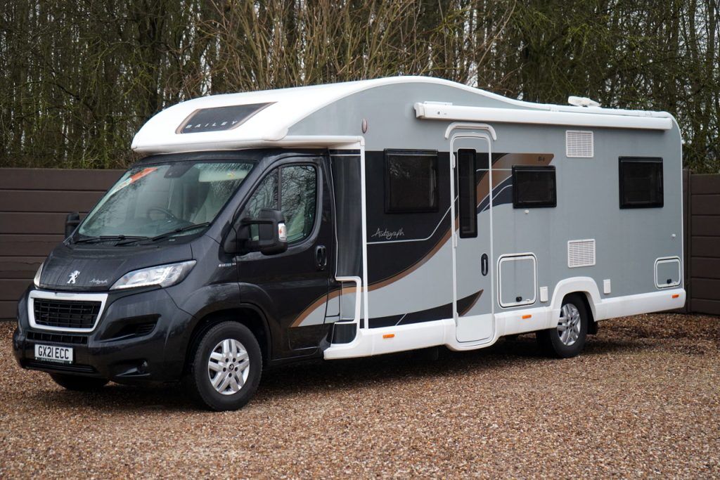 Bailey Autograph 81-6