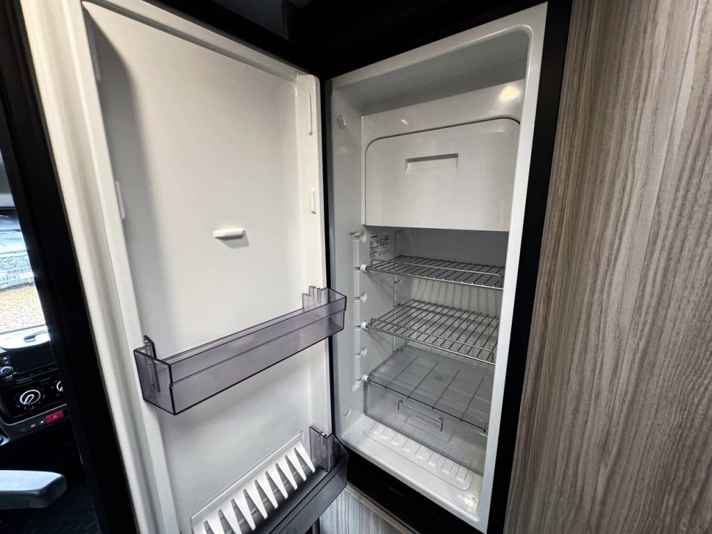 Elddis Autoquest CV20