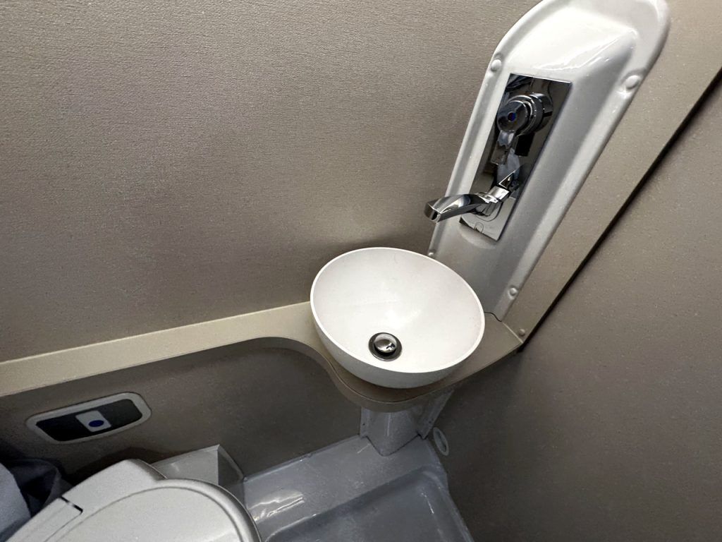 Elddis Autoquest CV20