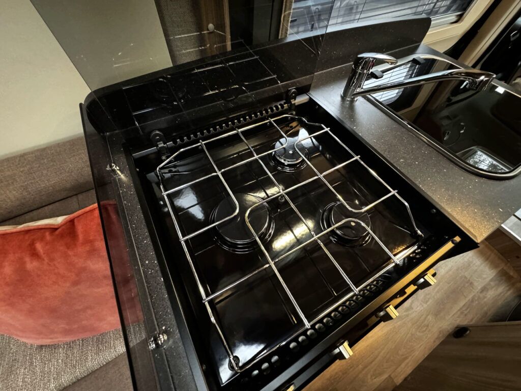 Swift Champagne 122
