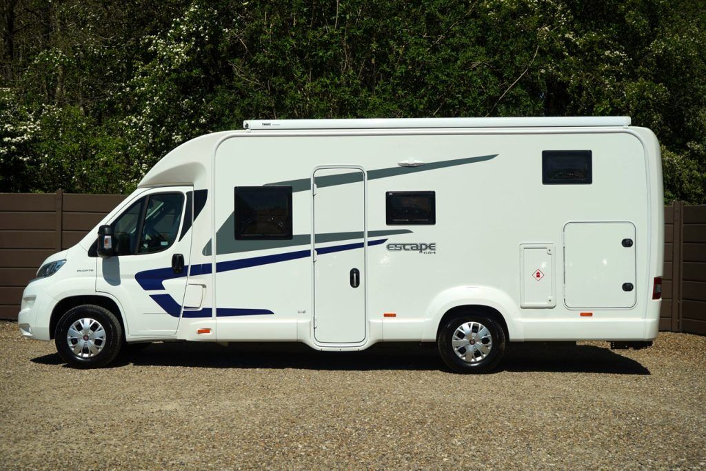 Swift Escape 684
