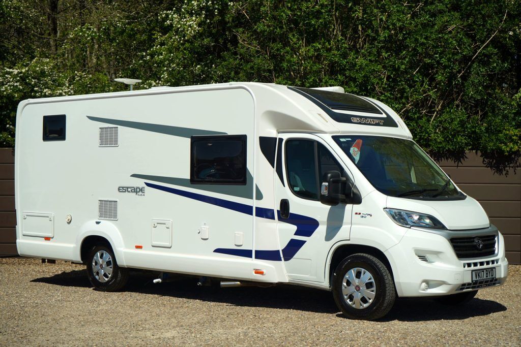 Swift Escape 684