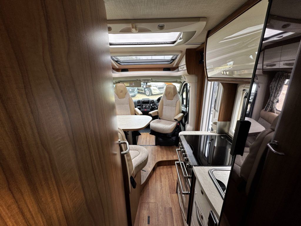 Hymer Exsis-T 414