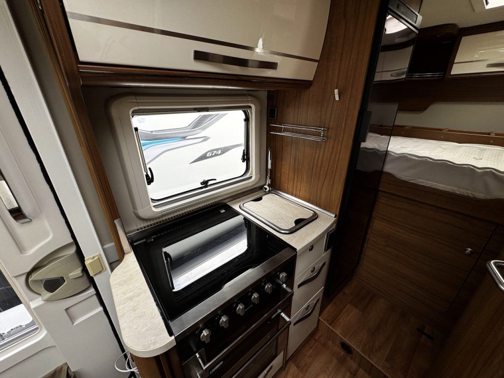 Hymer Exsis-T 414