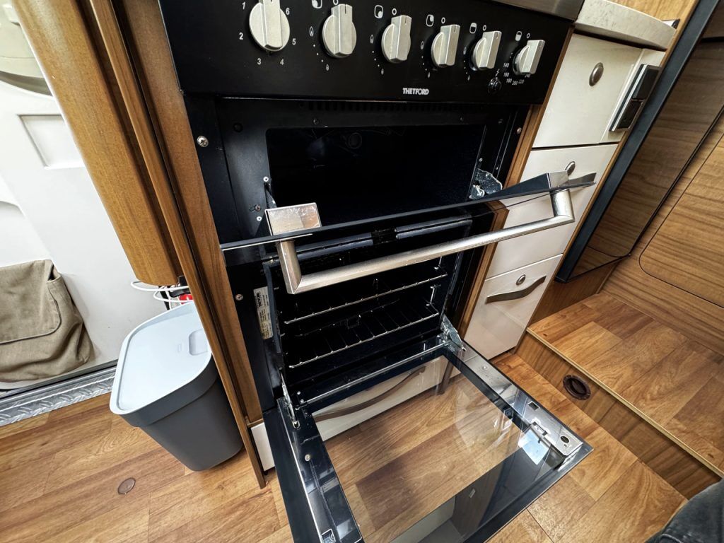 Hymer Exsis-T 414