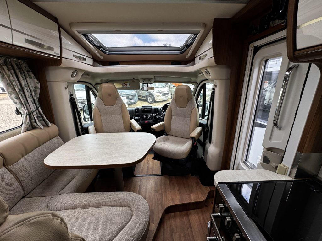 Hymer Exsis-T 414
