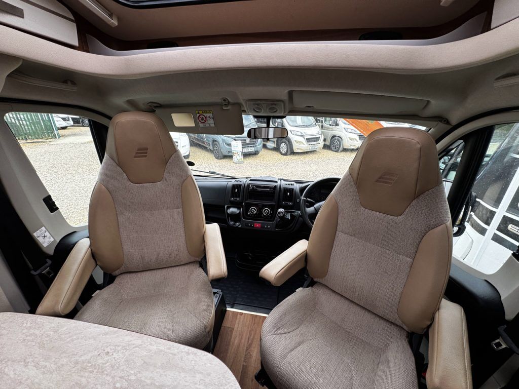 Hymer Exsis-T 414