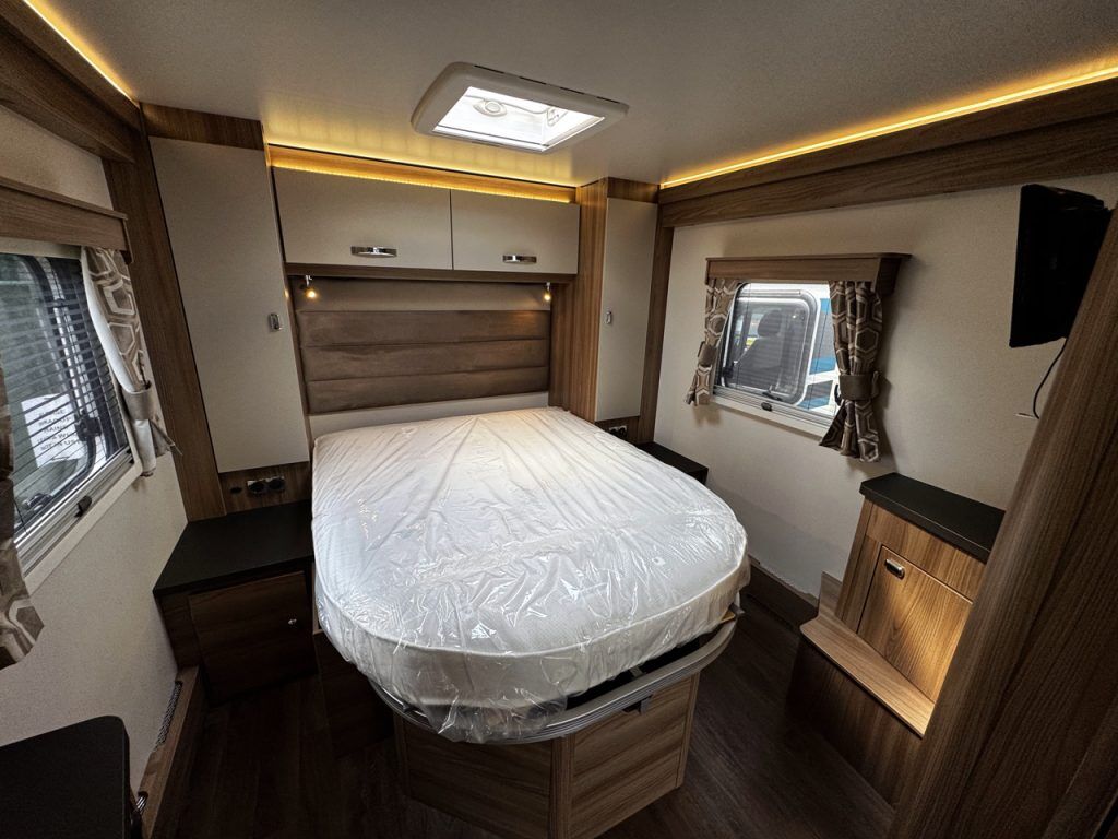 Swift Bessacarr 599