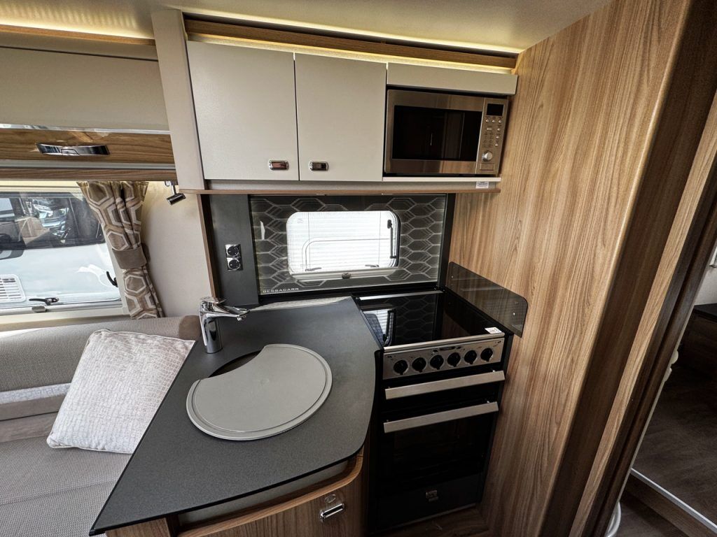 Swift Bessacarr 599