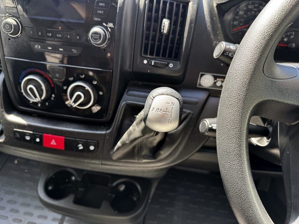 Swift Escape 684