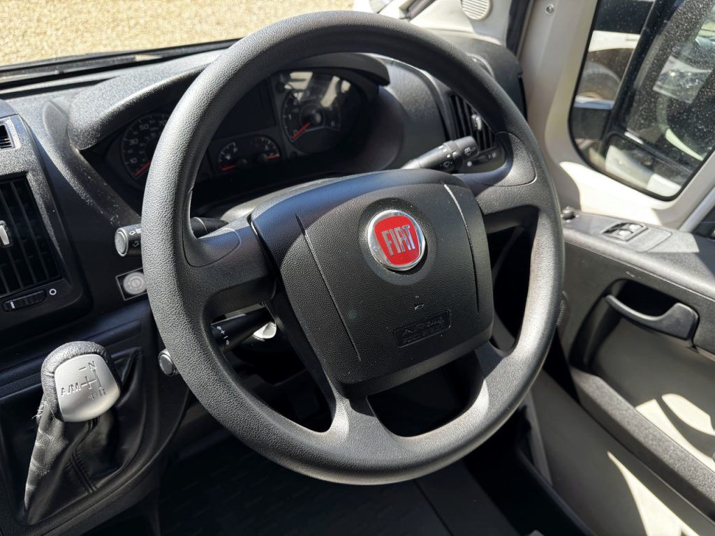 Swift Escape 684