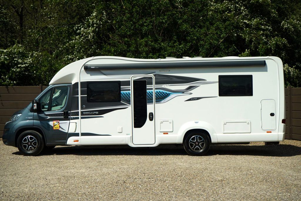 Swift Escape 674