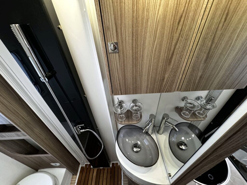 Benimar Mileo 231