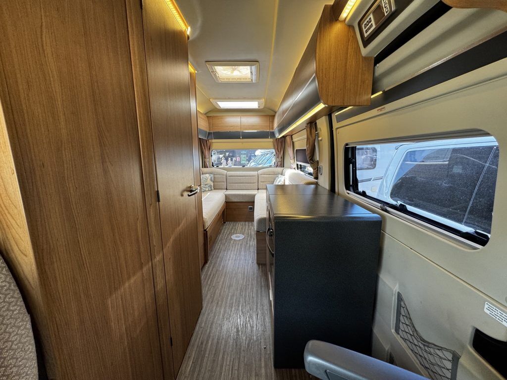 Auto-Trail V-Line 610 2015
