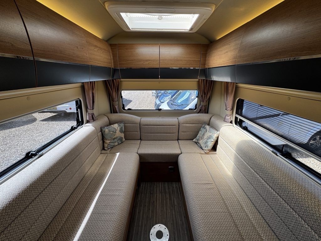 Auto-Trail V-Line 610 2015