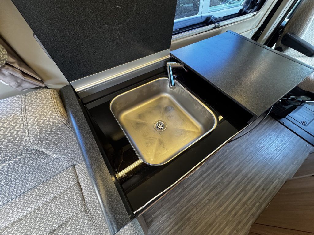Auto-Trail V-Line 610 2015