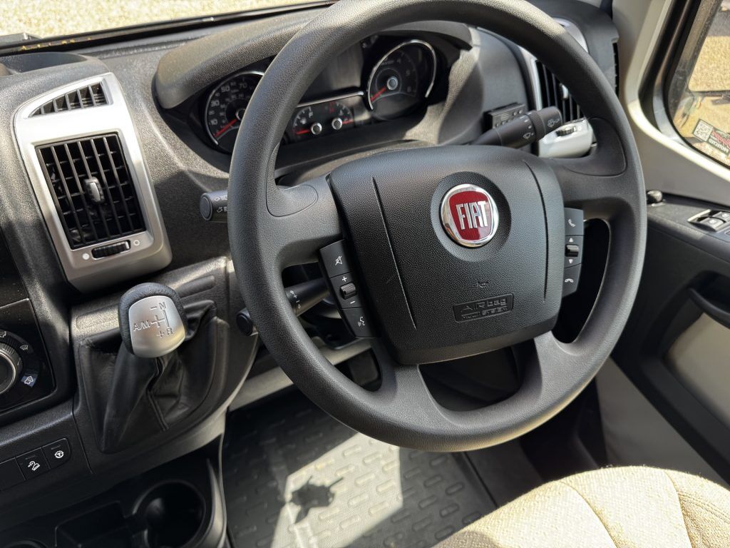 Auto-Trail V-Line 610 2015