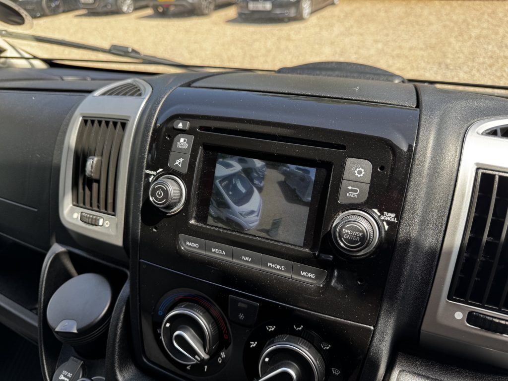 Auto-Trail V-Line 610 2015