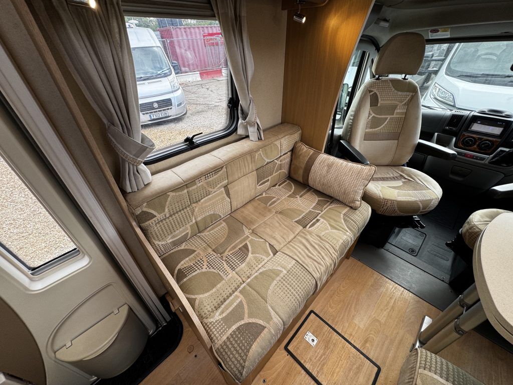 Bessacarr E660 2010