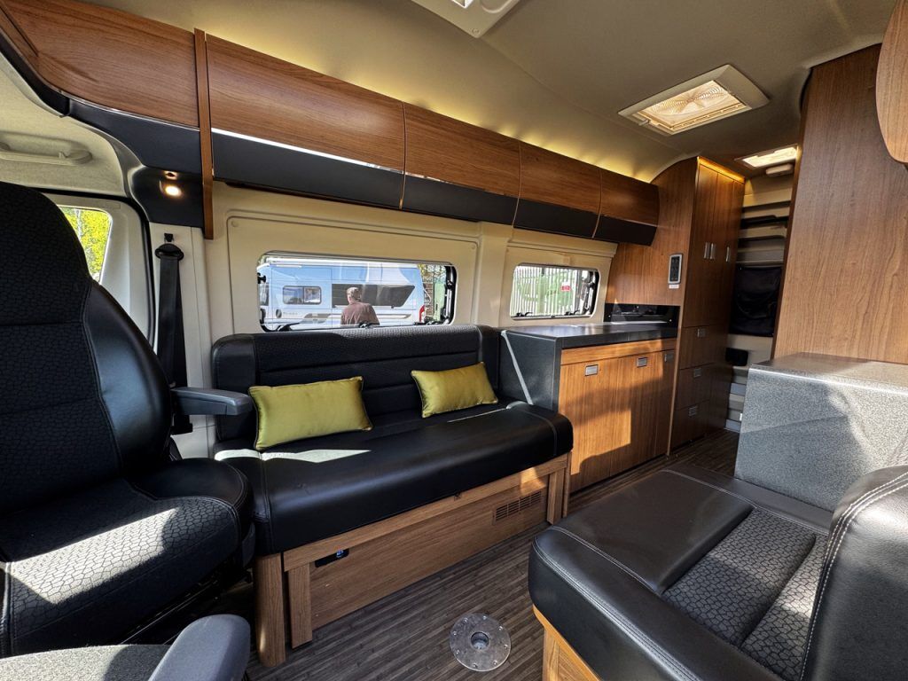 Auto-Trail V-Line 600