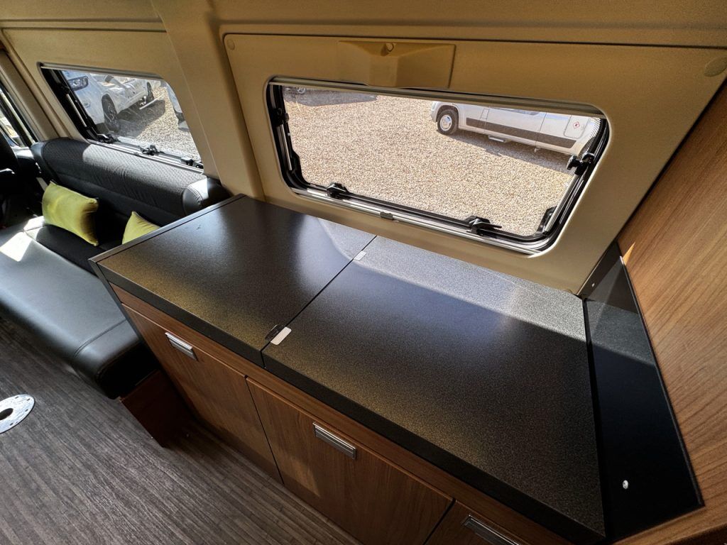 Auto-Trail V-Line 600