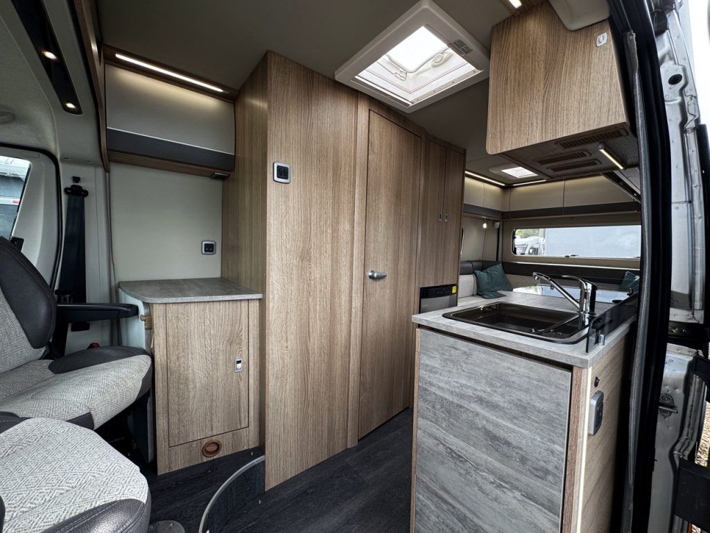 Auto-Trail V-Line 635 Sport