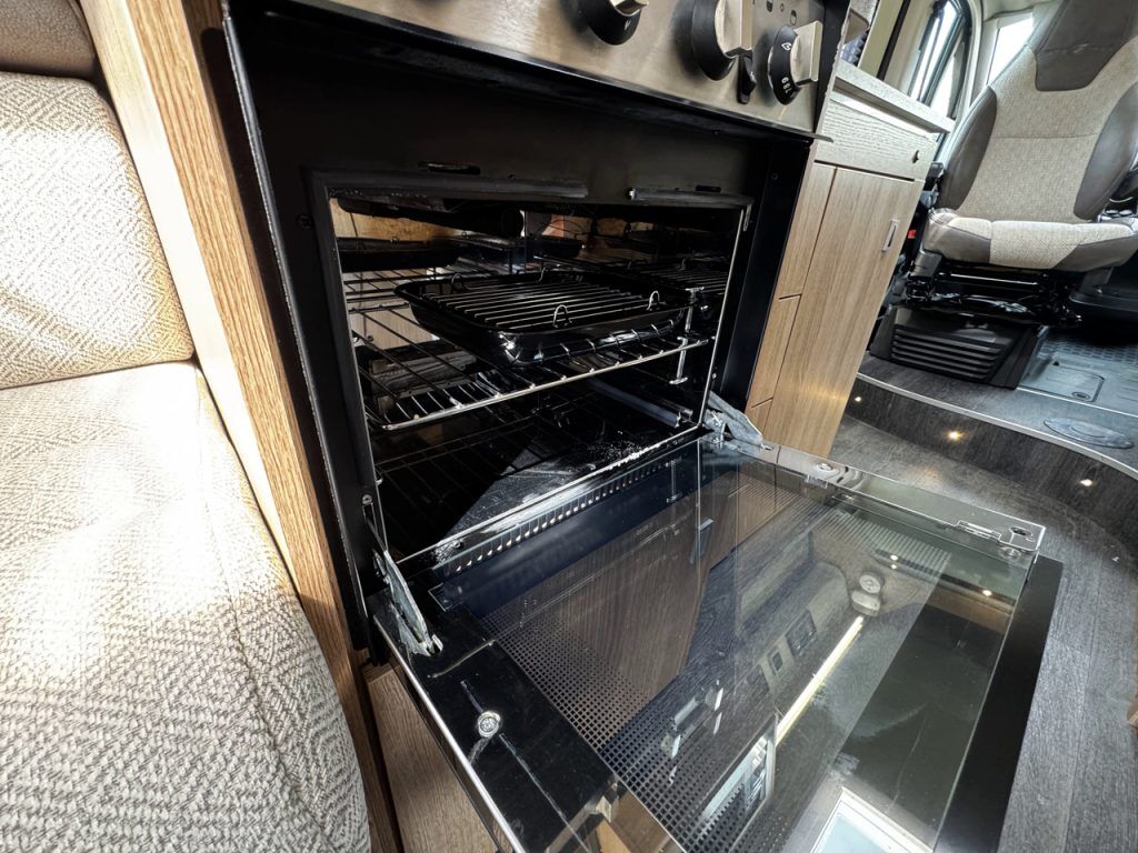 Auto-Trail V-Line 635 Sport