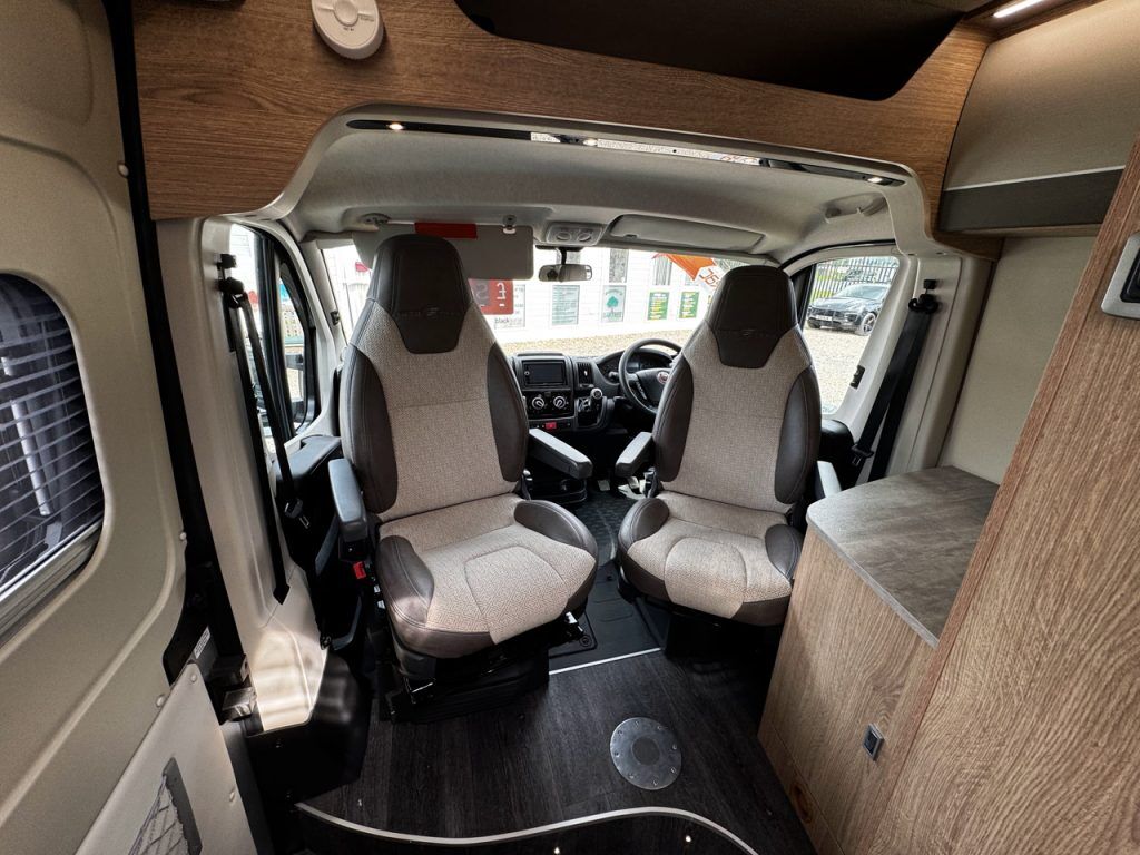 Auto-Trail V-Line 635 Sport