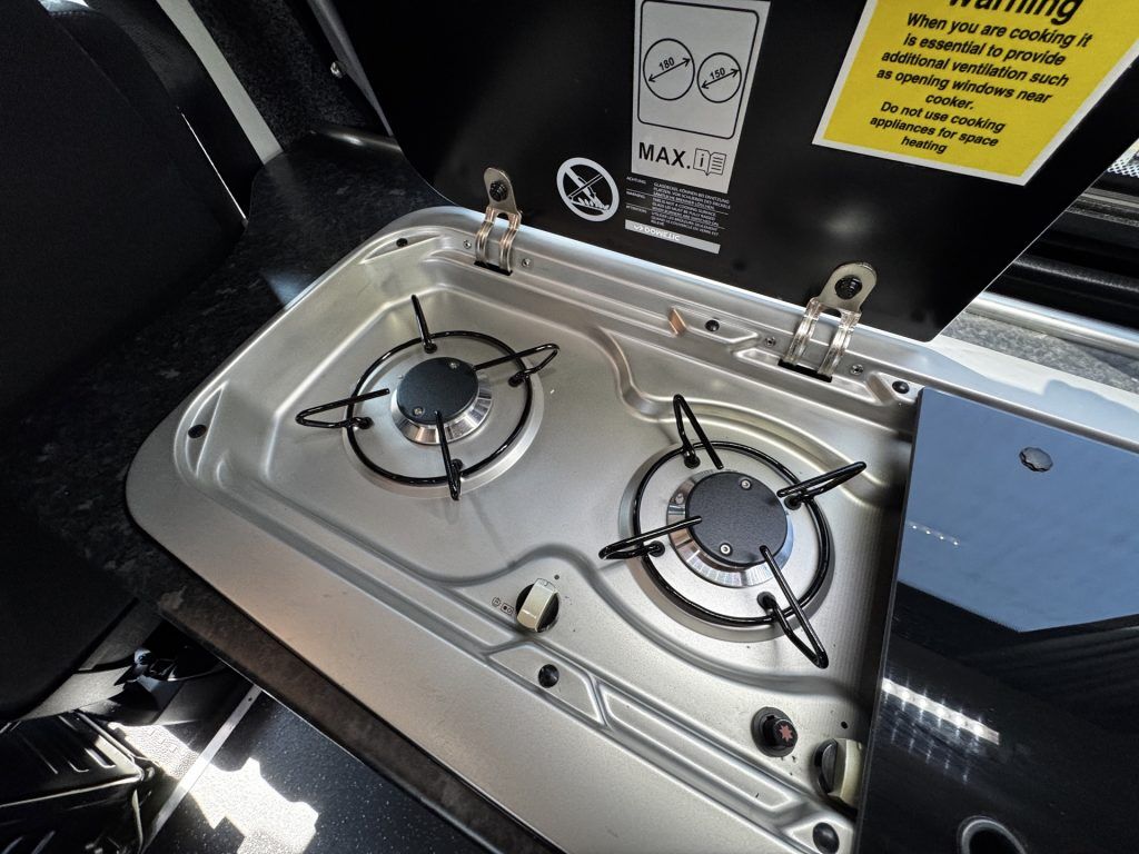 Volkswagen T6 Highline 8 Ball 2021