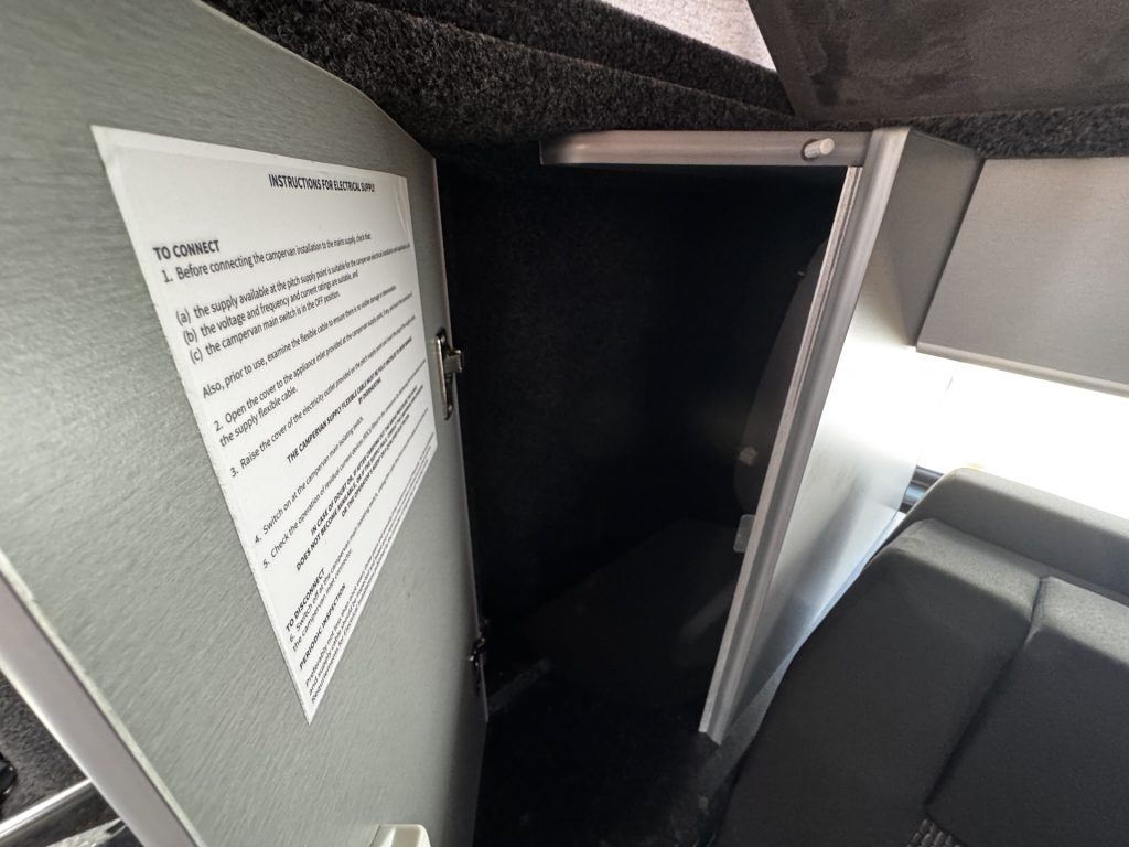 Volkswagen T6 Highline 8 Ball 2021