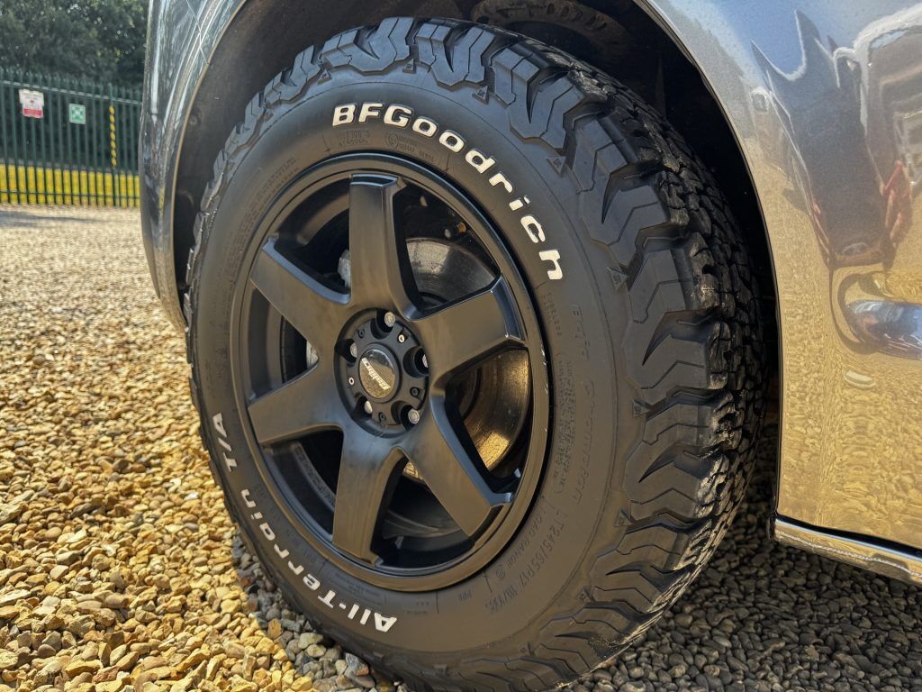 Volkswagen T6 Highline 8 Ball 2021