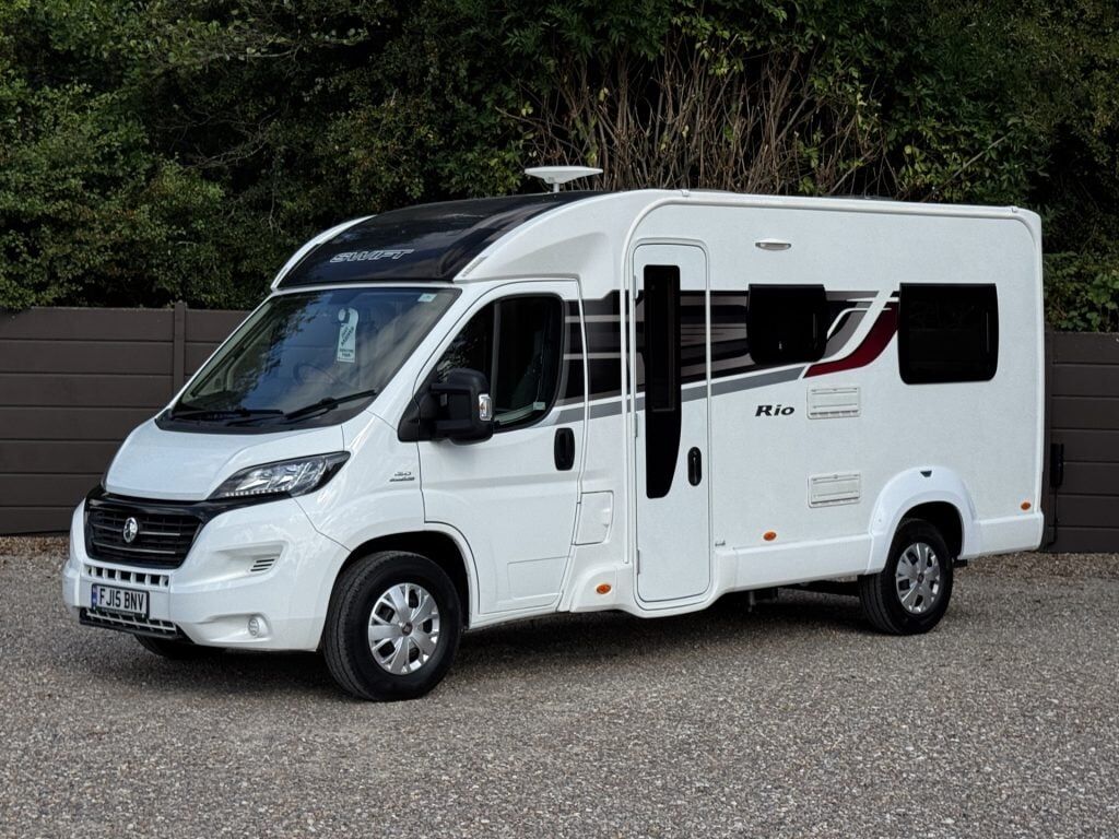 Swift Rio 320 2015