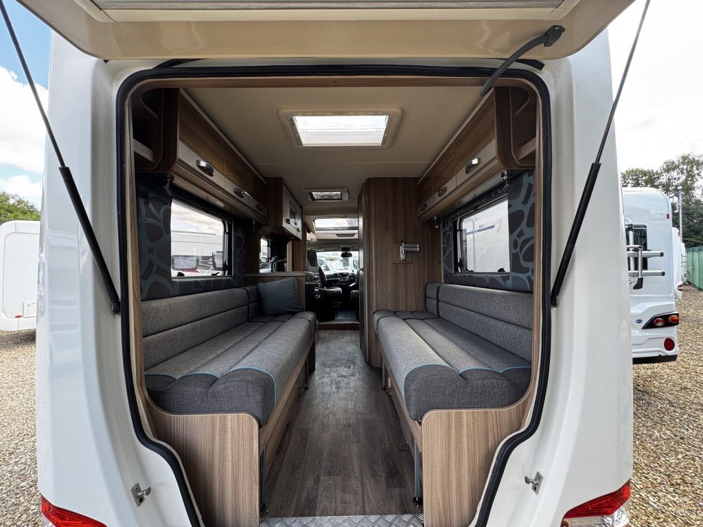Swift Rio 320 2015