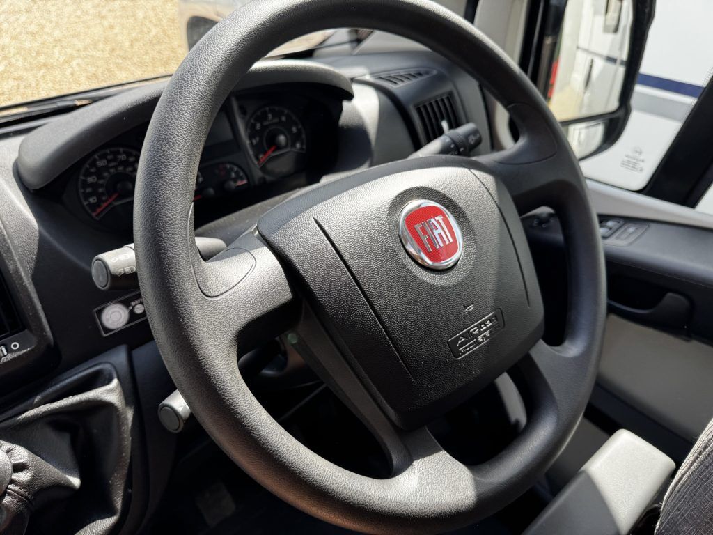 Swift Rio 320 2015