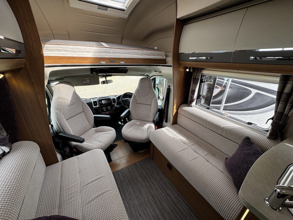 Auto-Trail Tracker RB 2017