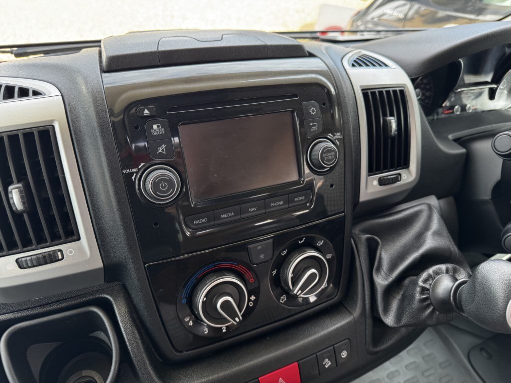 Auto-Trail Tracker RB 2017