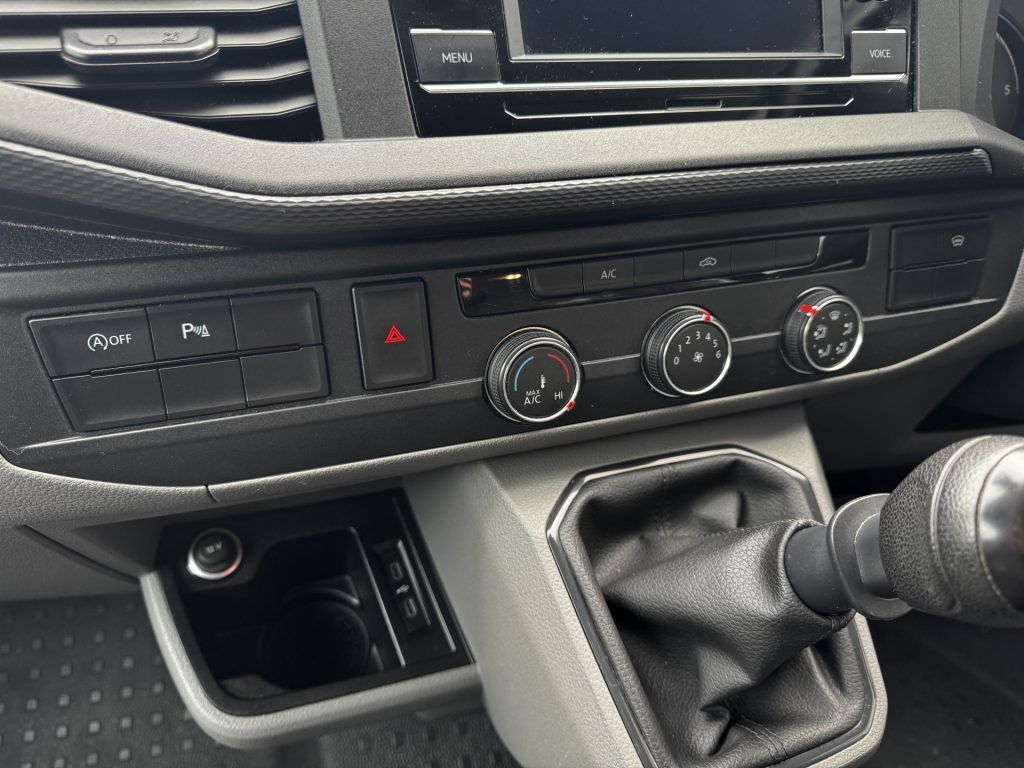 Volkswagen T6.1 Highline Denby 2021