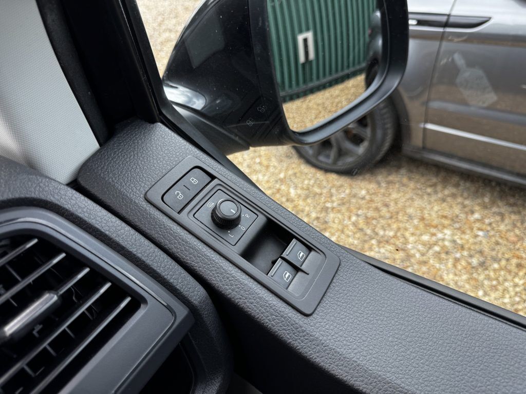 Volkswagen T6 Highline Sunrise Conversions 2016