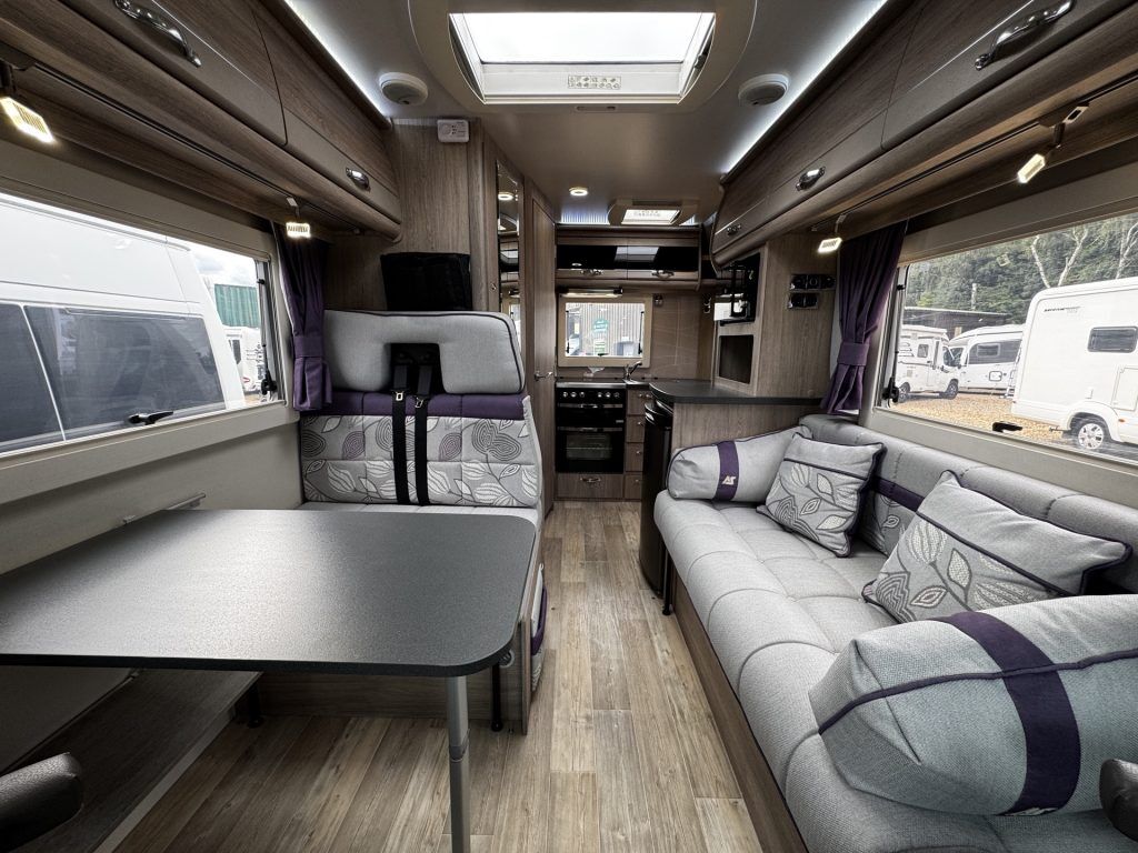 Auto-Sleepers Nuevo ES 2019