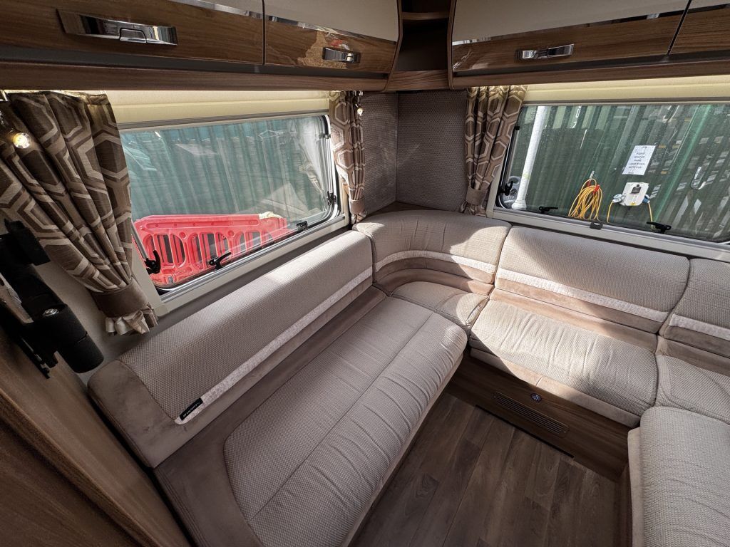 Swift Bessacarr 596 2018