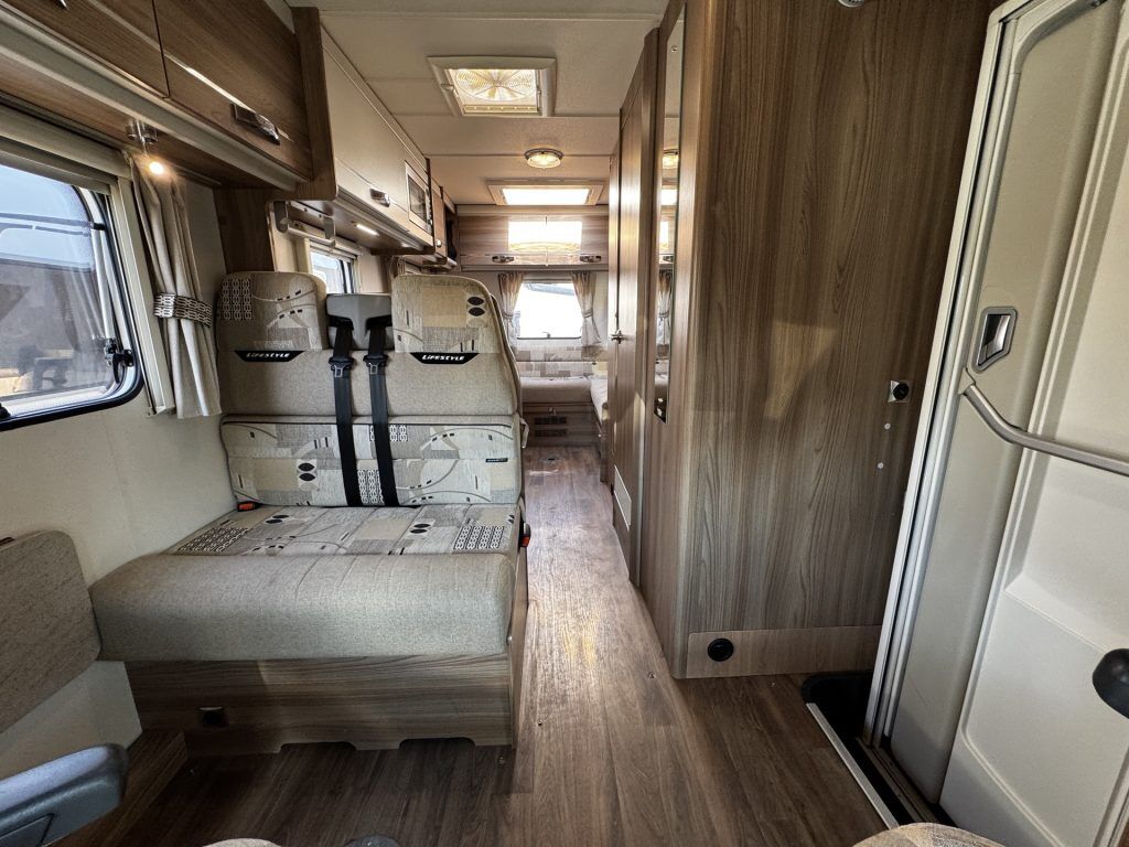 Swift Lifestyle 644 2016