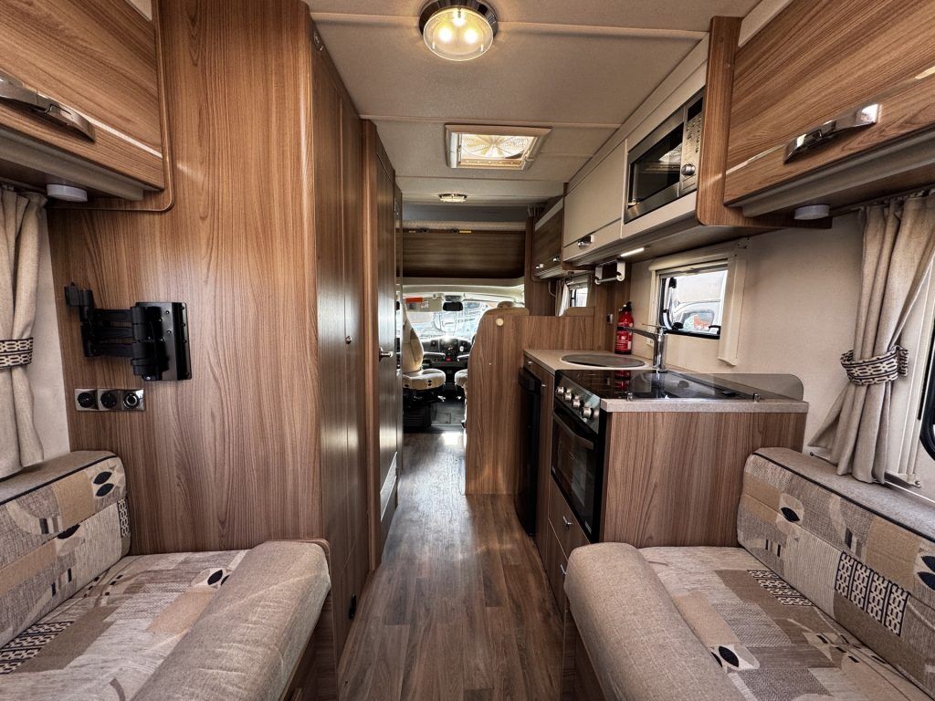 Swift Lifestyle 644 2016