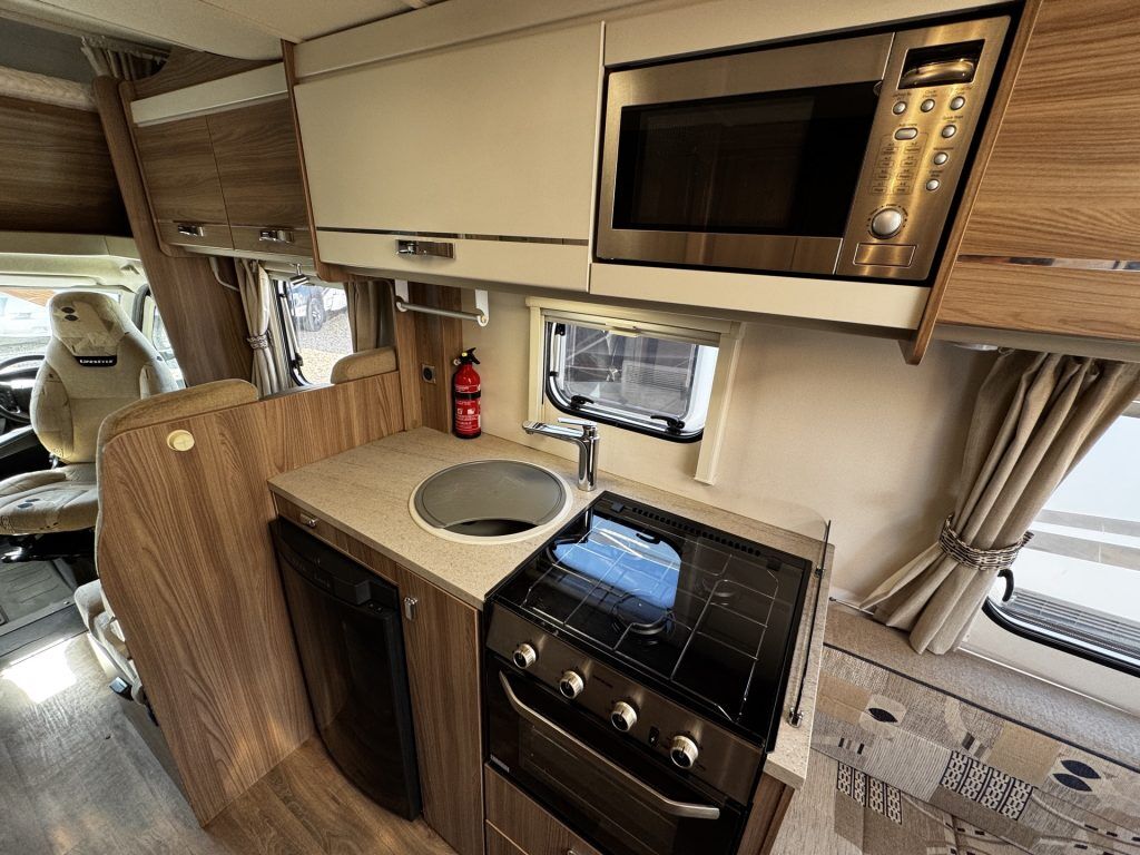 Swift Lifestyle 644 2016