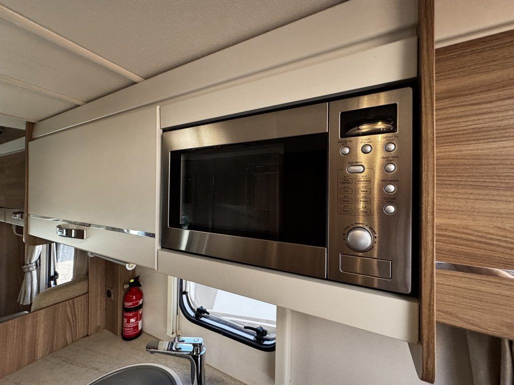 Swift Lifestyle 644 2016