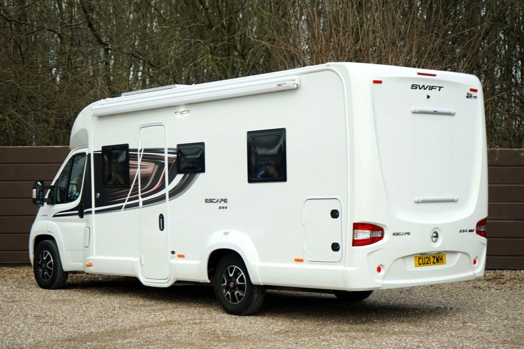 Swift Escape 694