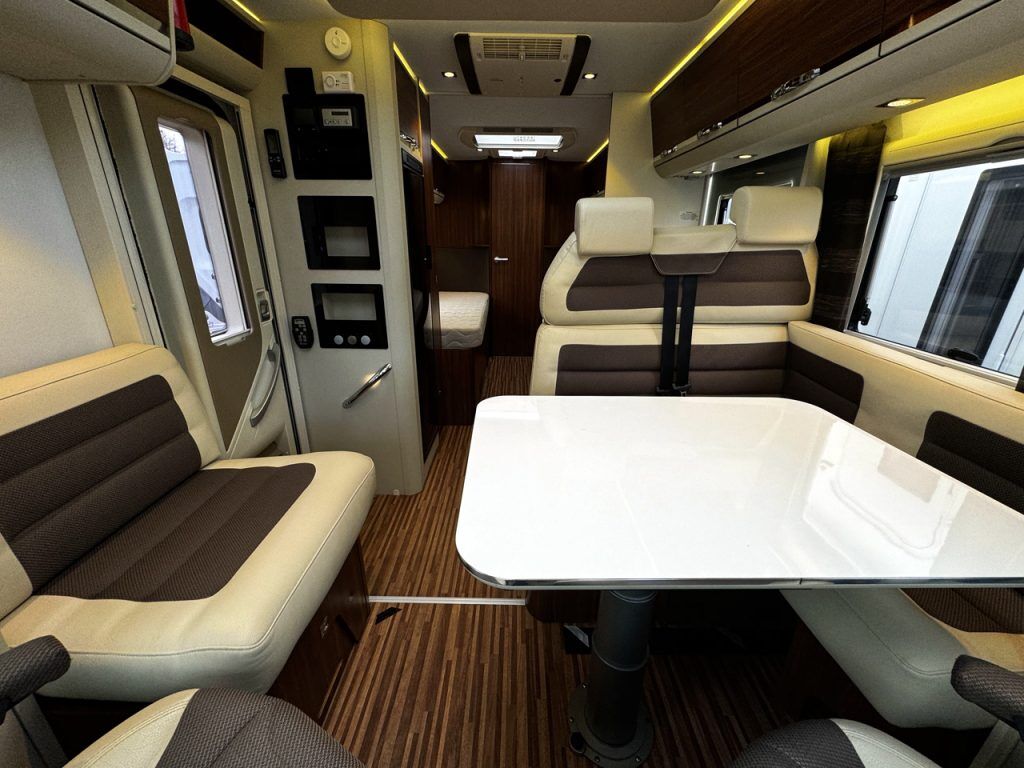 Adria Coral Supreme S670
