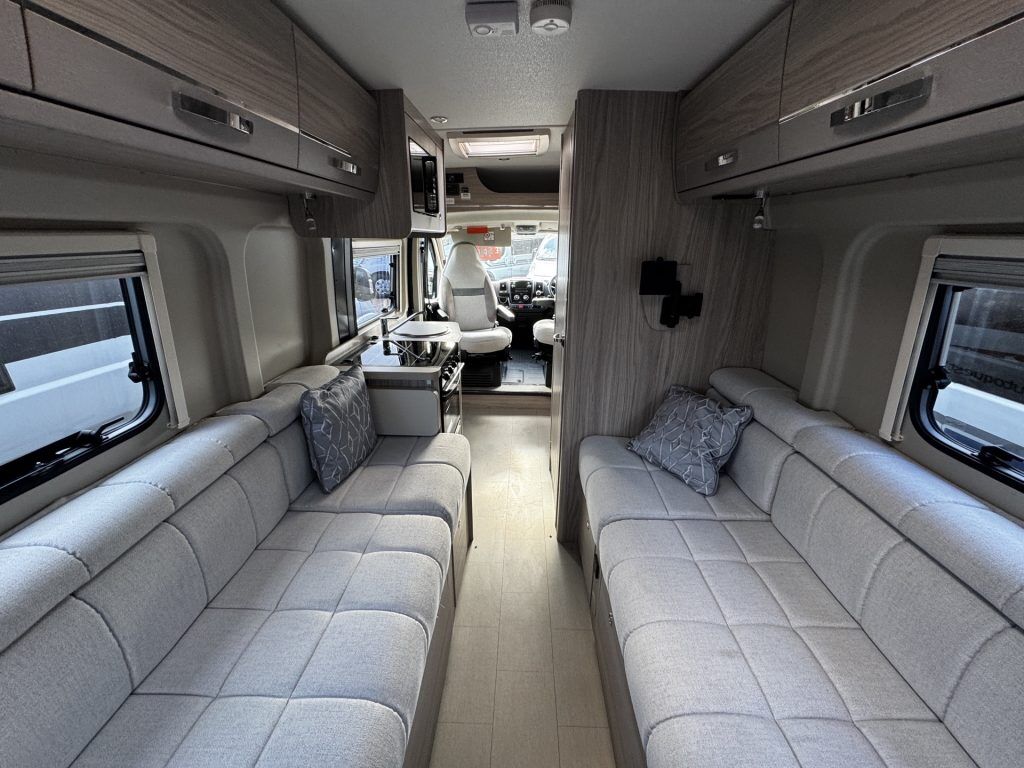 Elddis Autoquest CV20 2021