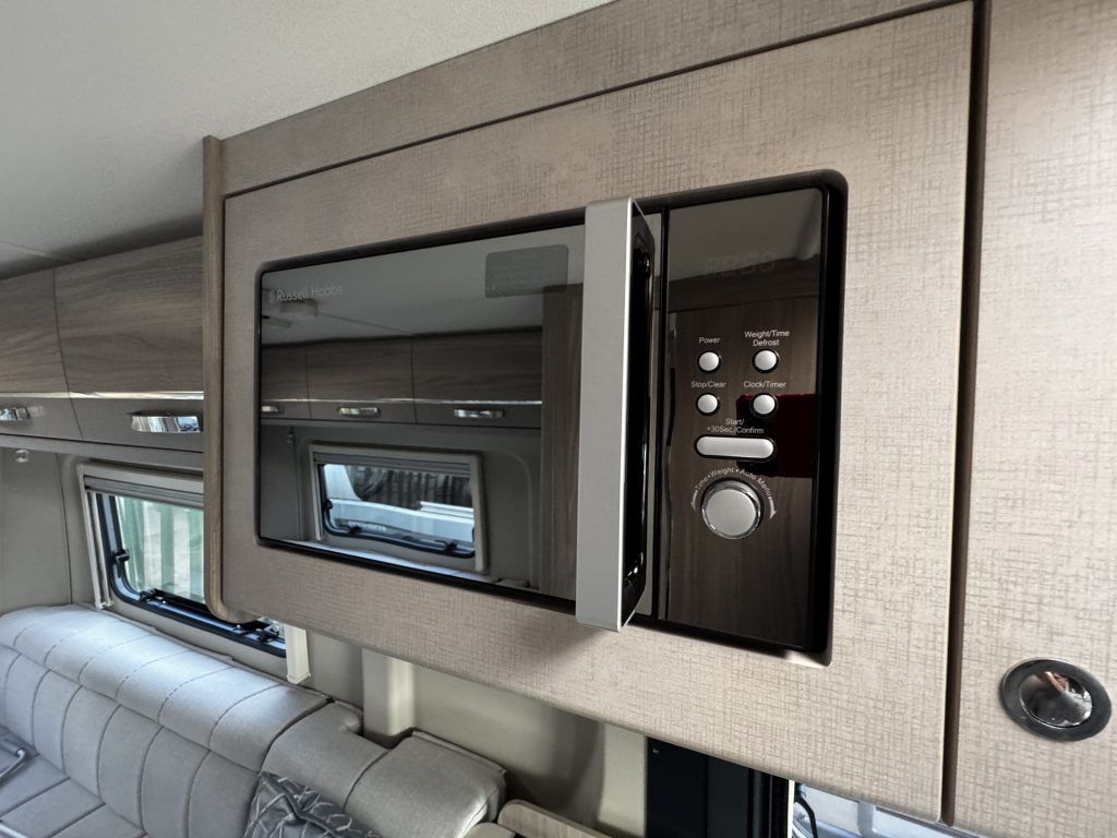 Elddis Autoquest CV20 2021